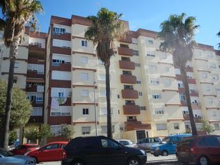 Pis a El Carmen. Venta de piso en avenida de la marina, san fernando, cádiz. acti