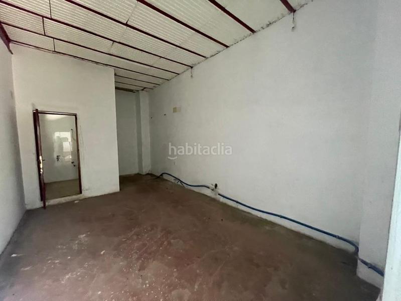 Foto 5e7e1efb-7b8c-410e-afe0-7a71778b0463. Bâtiment à usage industriel dans Burguillos