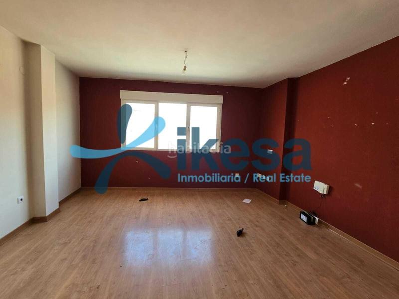 Foto cf754072-4289-49c9-9855-c3a3fbbe34c8. Piso venta de piso granada en Santa Fe