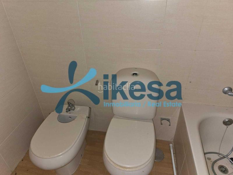 Foto d00536a2-9204-459d-8c5b-43802df782fc. Piso venta de piso granada en Santa Fe