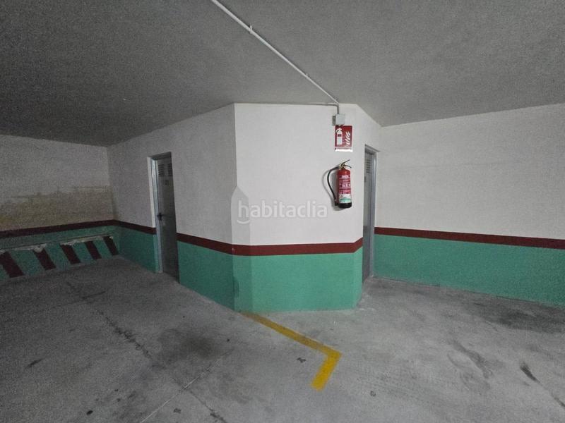 Foto 7fd13e1a-2c96-4a22-a0af-c729cbfdb56b. Autoparkplatz in arcadio pardiñas 211 in Burela