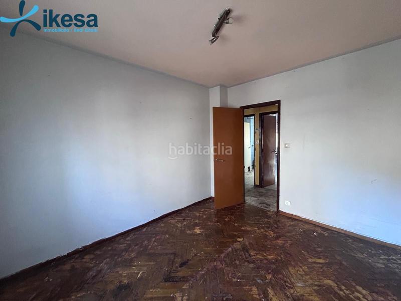 Foto 4f94f06e-c8fd-417c-b42b-23dd946e9cf0. Piso en calle daniel castelao 29 ocasión! piso en Moaña