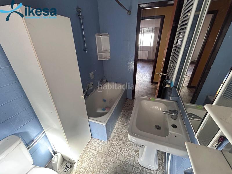 Foto ce06873b-4dbb-4047-b0a2-5711f5a34774. Piso en calle daniel castelao 29 ocasión! piso en Moaña