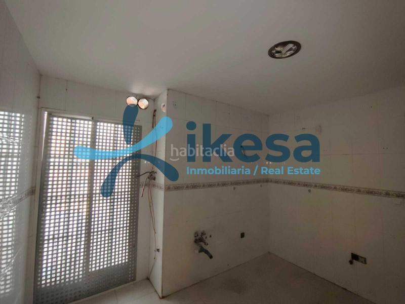 Foto 4eaf9173-3530-43a0-9b83-3776dda413f9. Casa adossada a San Felipe - El Almendral - La Merced Jaén
