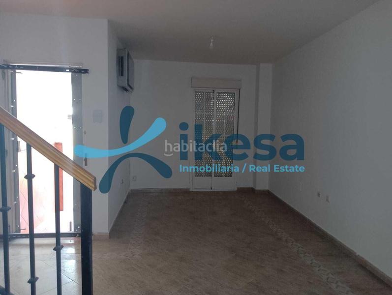 Foto 979690bd-9792-4244-b89e-3c179f950a23. Casa adossada a San Felipe - El Almendral - La Merced Jaén