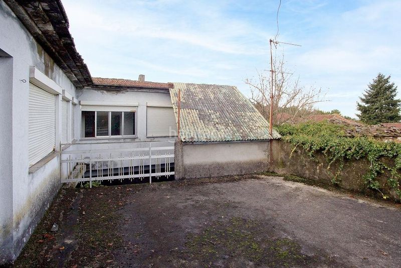 Foto 08d86d38-6262-480c-8d13-5bd5d74e864b. Casa en lugar tellado 48 chalet independiente en venta, lg tellado, castrelo de miño, ourense. para reformar en Ramirás