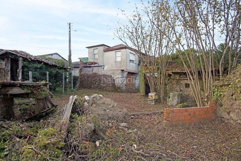 Foto a221b768-44bf-421c-8926-8bb1e8594a24. Casa en lugar tellado 48 chalet independiente en venta, lg tellado, castrelo de miño, ourense. para reformar en Ramirás