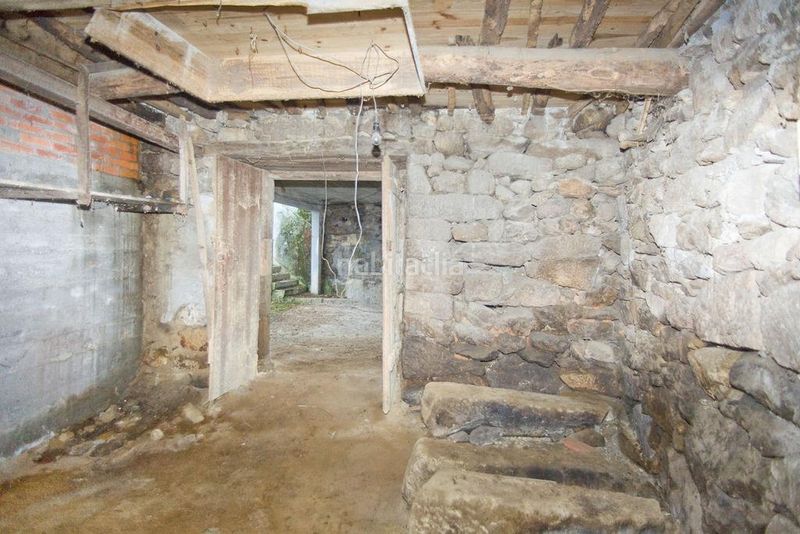 Foto fd61d0fa-2000-4108-a3d8-6448aa5e7b43. Casa en lugar tellado 48 chalet independiente en venta, lg tellado, castrelo de miño, ourense. para reformar en Ramirás