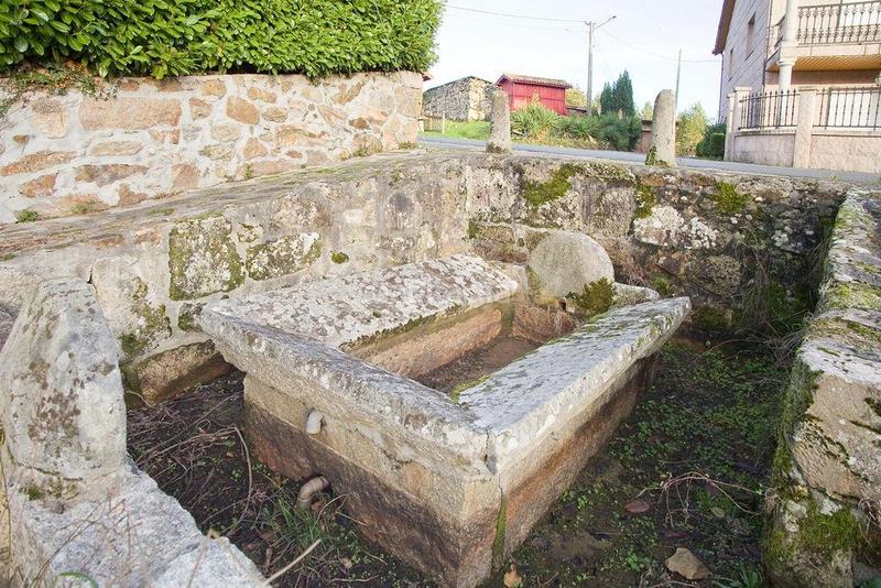 Foto c919f303-f9ee-406c-8575-c457a33c127d. Casa in lugar tellado 48 in Ramirás