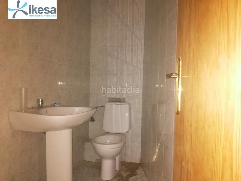 Foto 0e0ca01c-13c0-48f6-a17a-6e903227f781. Local comercial todavía no has encontrado donde ubicar tu negocio? en Huelva