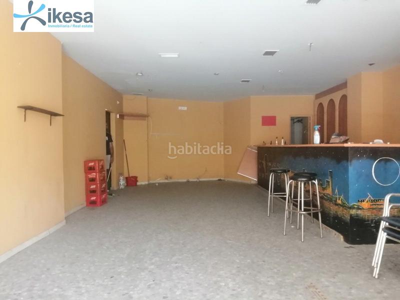 Foto 15594d99-0db4-4d00-8364-d0586e3c6b9f. Local comercial todavía no has encontrado donde ubicar tu negocio? en Huelva