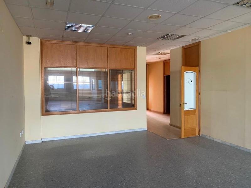 Foto 12e4139b-293f-4288-8612-921000ee543c. Local comercial local avenida europa, edificio europa en Jerez de la Frontera