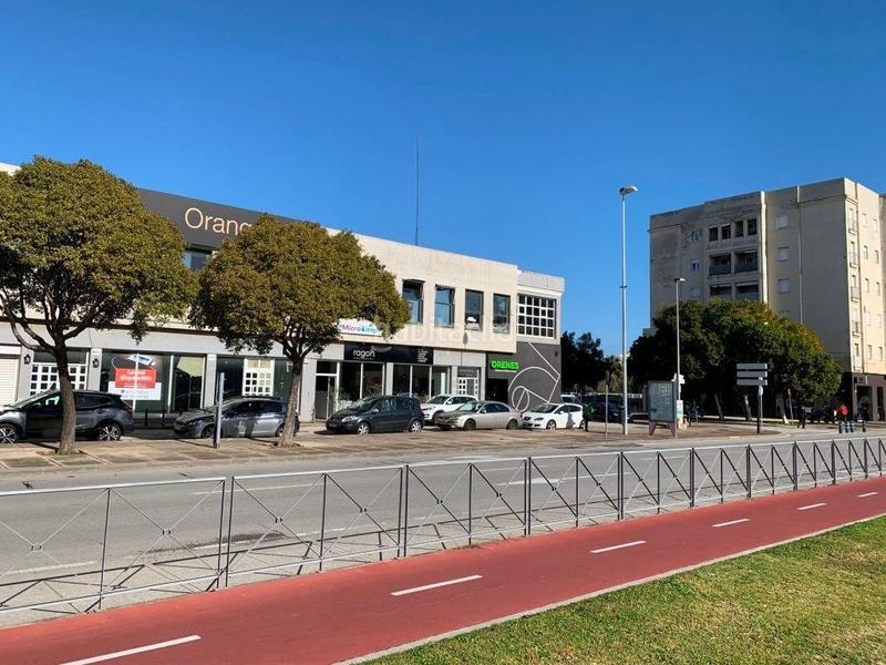 Foto a472e5ea-a199-4bde-a7d7-f0814af1d7ca. Local comercial local avenida europa, edificio europa en Jerez de la Frontera