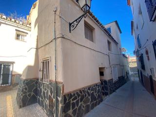 Maison à La Zubia Ciudad. Venta de piso en la zubia granada