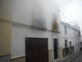 Casa a schiera in Marchena. Adosado en venta en marchena sevilla. sin posesión no visitable
