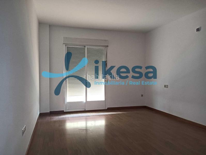 Foto 03565fcc-d2f7-4f23-bcb0-4a31f05f51fb. Piso venta de piso jaén en Mancha Real