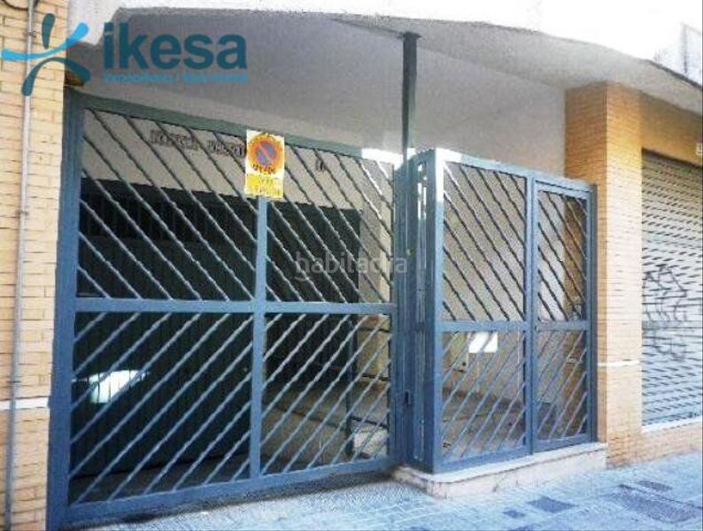 Foto 64e9f6fe-855d-4a9f-96ce-78ebf982064a. Parking coche venta plaza de garaje en Isla Chica en Huelva