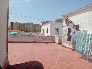 Chalet à Bajadilla - Fuente Nueva. Casa adosada en algeciras