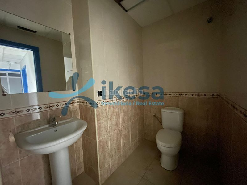Foto 64054248-829d-4b16-a3e4-d5565504d5e3. Local comercial a Centro Huelva