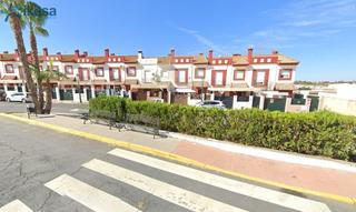 Casa adossada en Trigueros. Venta de casa adosada en trigueros, huelva. activo inmobiliario