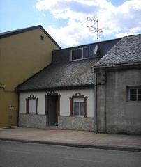 Casa adossada a Fabero