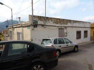 Casa adossada a Tavernes de la Valldigna