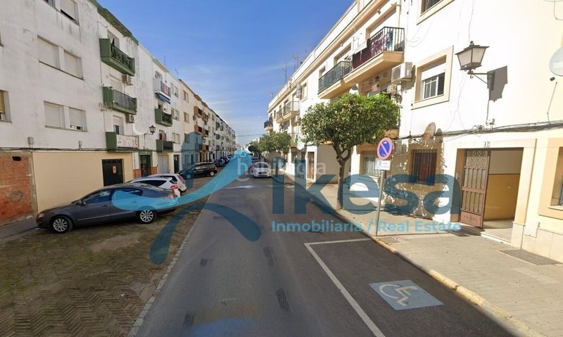 Foto a961314e-0ee6-4ad3-92ae-d58a1c7c7fe4. Pis amb aparcament a Lepe