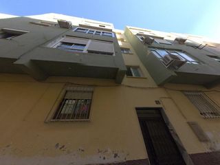 Piso en La Chanca - Pescadería. Vivienda sin posesión en venta en almería  oportunidad para inve