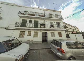 Etagenwohnung in Lora del Río