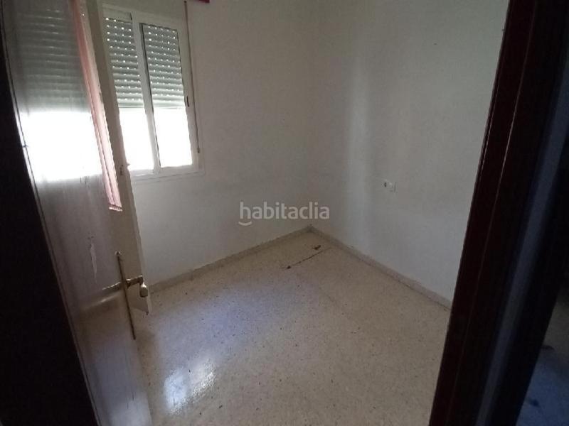 Foto 82e5946d-c4f9-402b-81ad-d46875d88085. Planta baixa amb aparcament a Aljamar Tomares