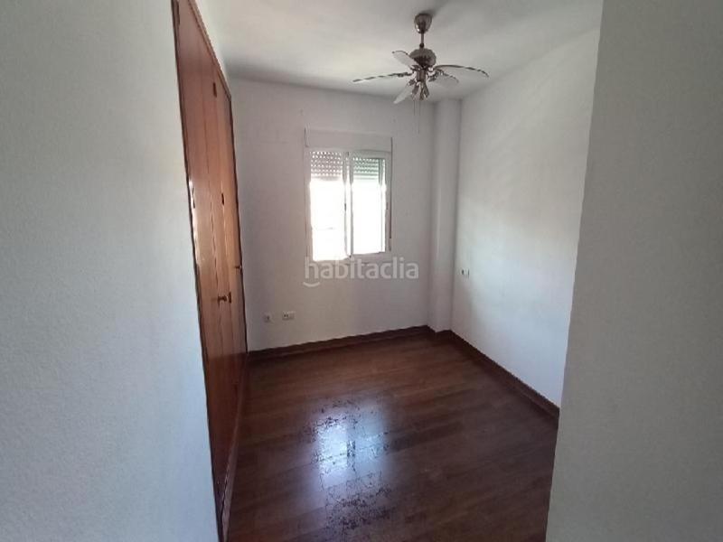 Foto fa029c1c-3646-4f78-94c4-4db8f1a18f2a. Planta baixa amb aparcament a Aljamar Tomares