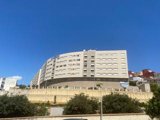 Appartement  Calle miguel arruda. Promocion de viviendas de 3 y 4 dormitorio plaza de garaje y tra