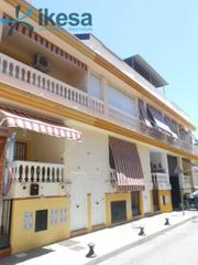 Maison jumelée à Punta Umbría. Venta de adosado en punta umbria. venta en período flash