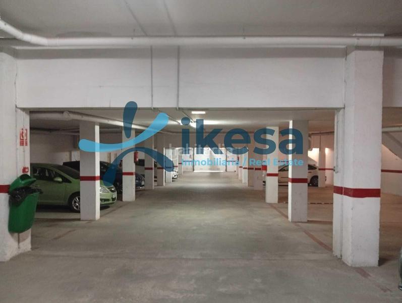 Foto af456597-cc86-4f2d-a697-36de6bd99cb5. Aparcament cotxe a playa de Garrucha Garrucha