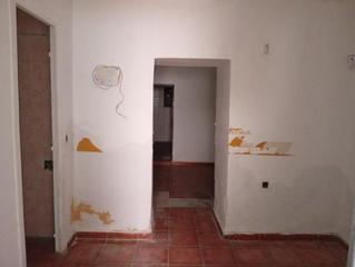 Piso en Barrios (Los). Casa a reformar en los barrios