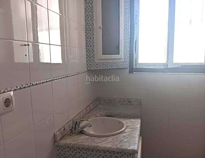Foto f8046fc2-ac3b-4efe-b419-4347e77fc7cb. Dúplex venta de piso , sevilla en Pilas