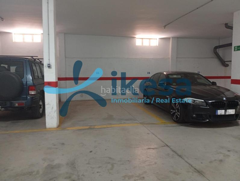Foto ee3a91fb-af42-4d8b-9c6a-3f4f51d314fd. Parking coche venta de garaje en Roquetas pueblo Roquetas de Mar