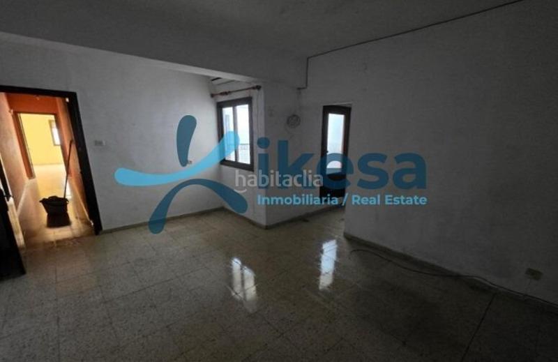 Foto 5e00a1e3-25a1-4edc-aba9-a40dd66b3bc5. Piso venta de piso córdoba en Priego de Córdoba