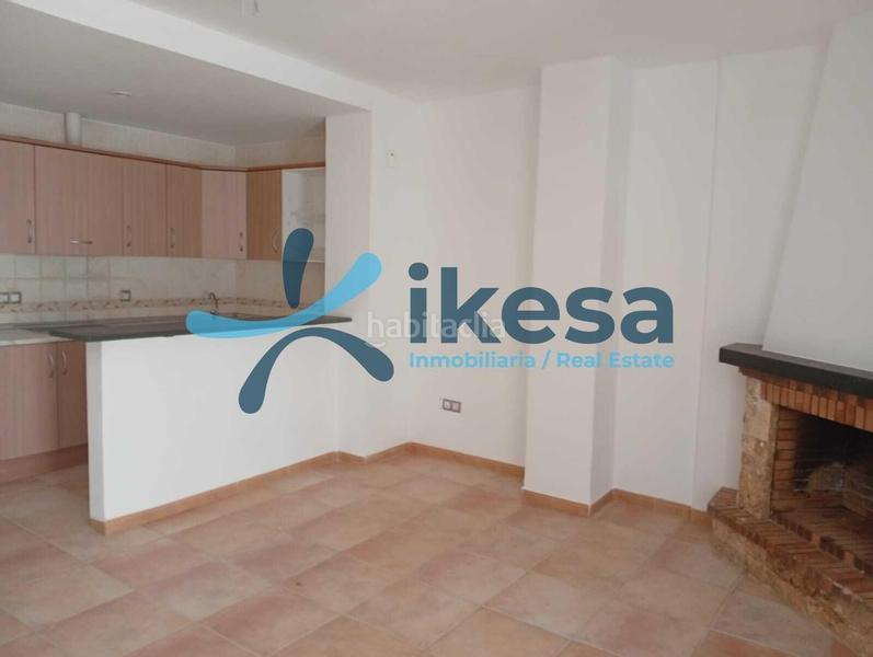 Foto 64f8a494-63fe-4751-9978-82fe551ff073. Piso venta de piso en almería en Paterna del Río