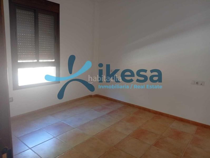 Foto d46aa96e-b38d-4f40-bdc8-c26a1360342e. Piso venta de piso en almería en Paterna del Río