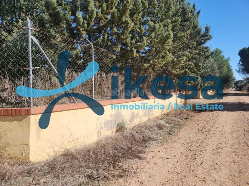 Foto 2f3811bd-2154-4582-9953-8a3bb4814c83. Chalet en La Estación Badajoz