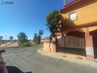 Casa adossada a Lepe. Venta de casa unifamiliar adosada en lepe. activo inmobiliario s