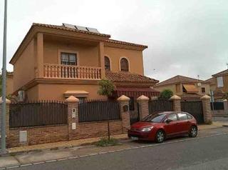 Maison à Rinconada (La). Venta de casa en la rinconada sevilla
