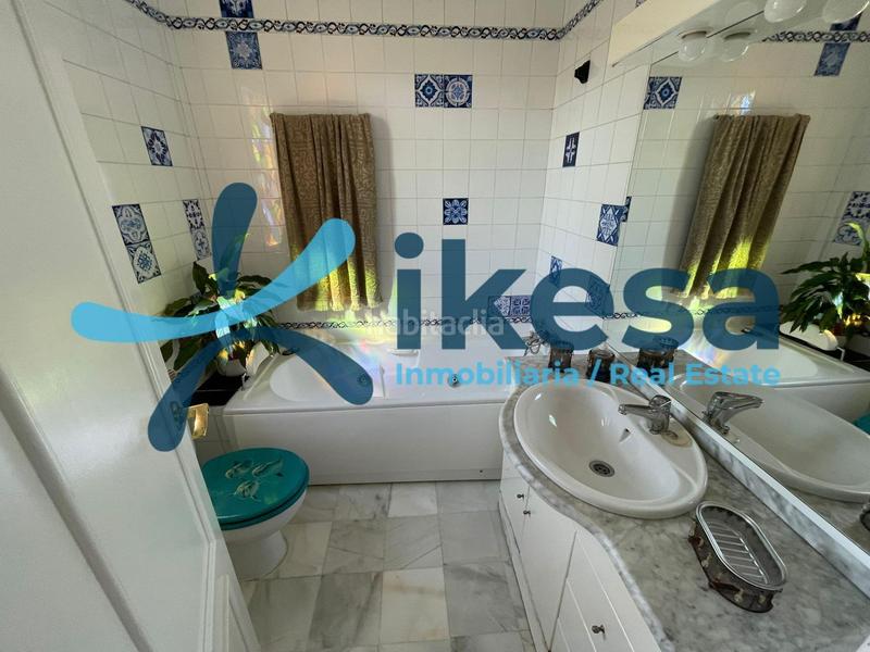 Foto 79823b23-c314-4ae9-b210-2937b5ca6f72. Casa amb aparcament piscina a Valencina de la Concepción