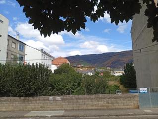 Terreno residencial en Calle de la circunvalación 104. Amplio terreno urbano en a rúa  oportunidad para constructores e