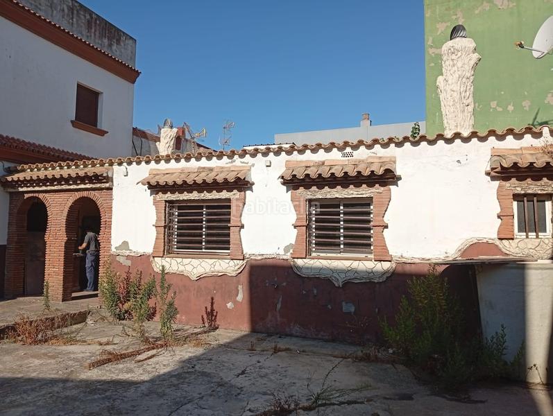Foto 53175f89-7f8d-4bb9-809e-54ad83d1d8cf. Casa adosada unifamiliar adosado en la línea de la concepción en Línea de la Concepción (La)