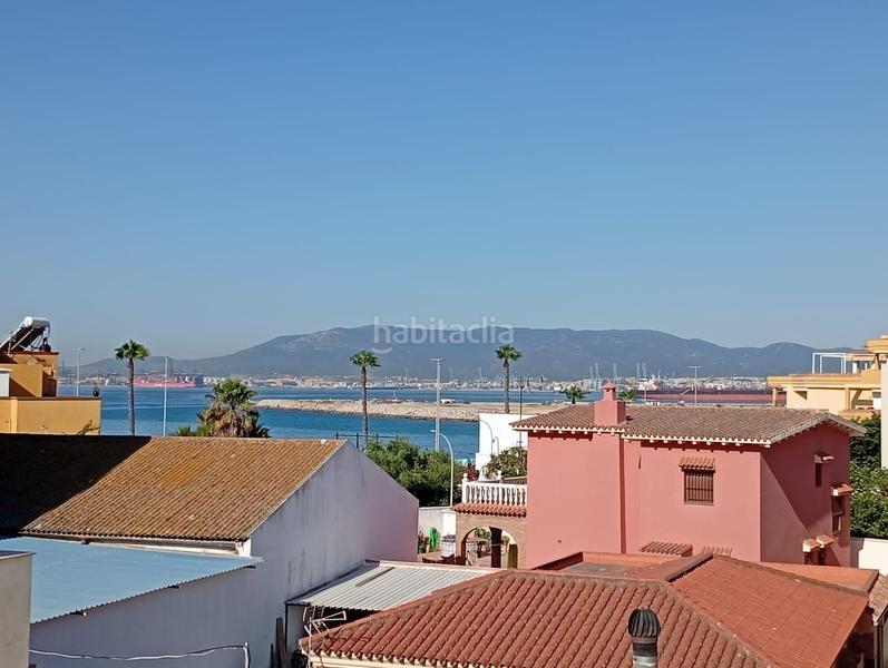 Foto 645776c7-393b-4f59-9798-cd3424676157. Casa adosada unifamiliar adosado en la línea de la concepción en Línea de la Concepción (La)