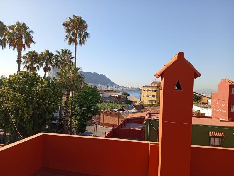 Foto b340eab1-e19f-43ae-a90e-2c6969b94b87. Casa adosada unifamiliar adosado en la línea de la concepción en Línea de la Concepción (La)