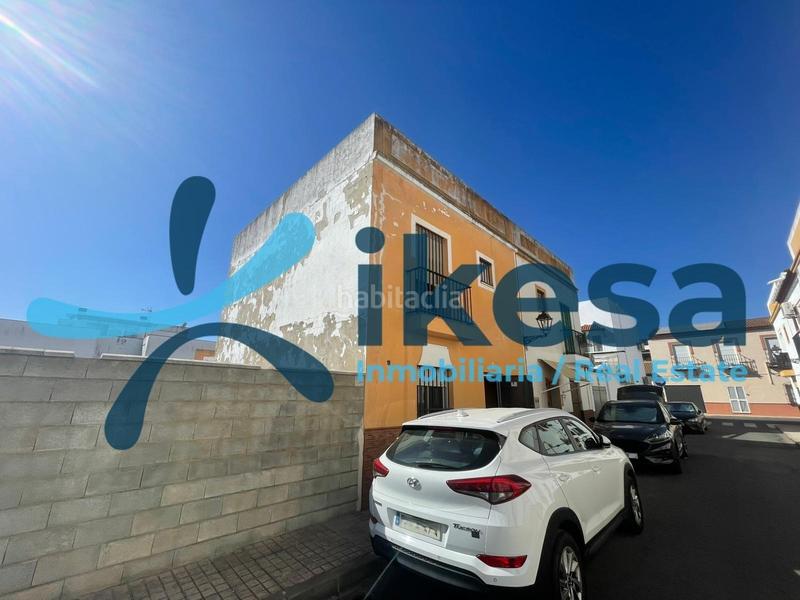 Foto 42b06a3e-dfaa-4b49-9c74-da66f2534c6c. Casa adossada a Gerena