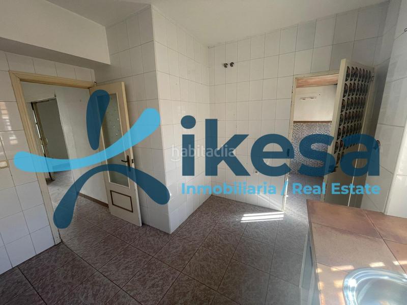 Foto f89bb2b9-83b1-4db6-a57a-d6b09305c218. Casa adossada a Gerena